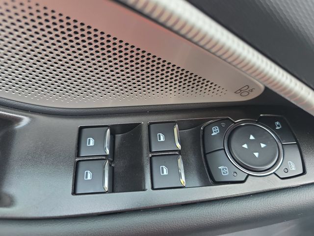 New 2026 Carbonized Gray Metallic Ford Tremor® image 29