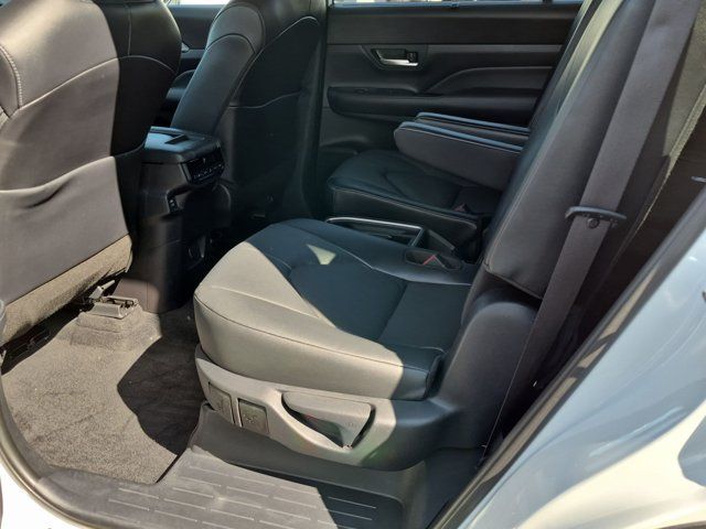 Used 2025 Toyota Grand Highlander SUV