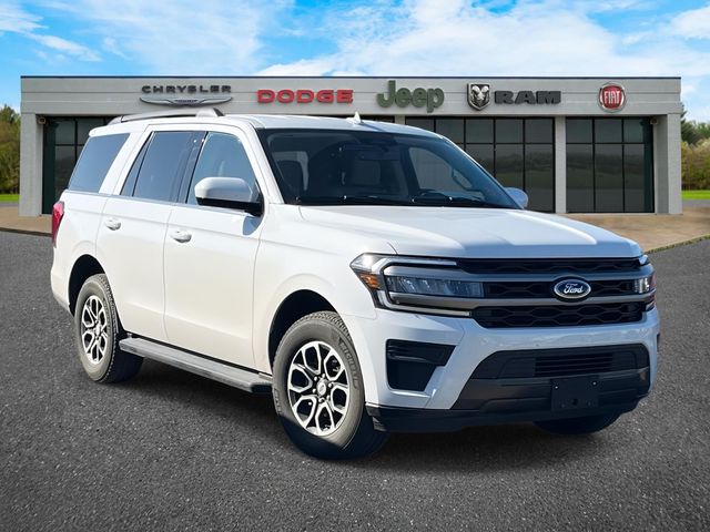 2023 Ford Expedition XLT RWD