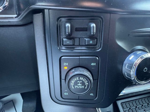 Used 2023 White Ford Platinum image 29