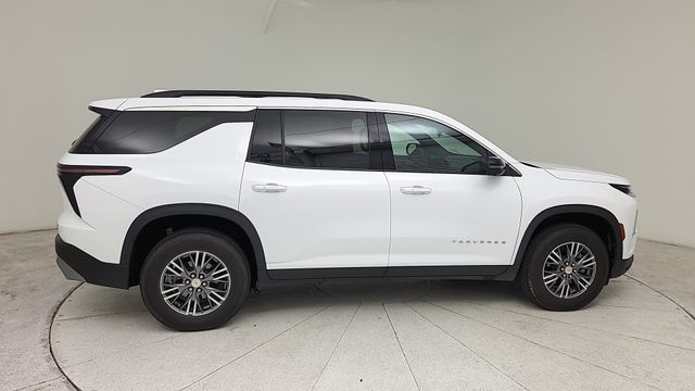 2024 Chevrolet Traverse LT - 5