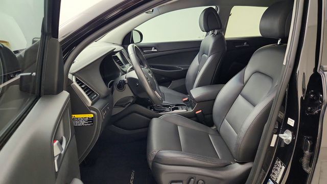 2017 Hyundai Tucson SE Plus Black at Martin Chrysler Dodge Jeep Ram
