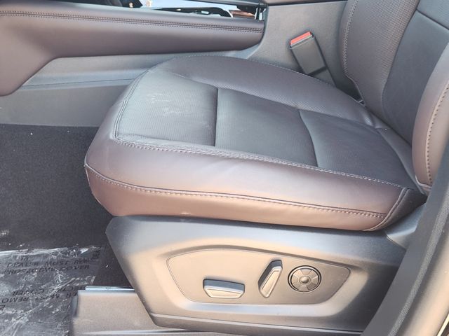 2025 Ford Explorer Platinum photo