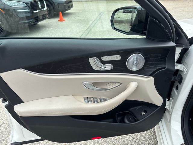 Used 2018  Mercedes-Benz E 300 image 17