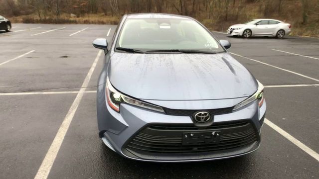 2025 Toyota Corolla LE 3