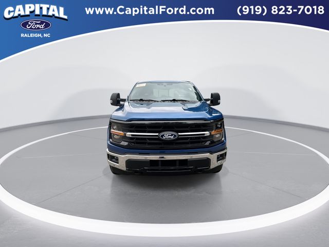 Used 2025 Blue Ford XLT image 3