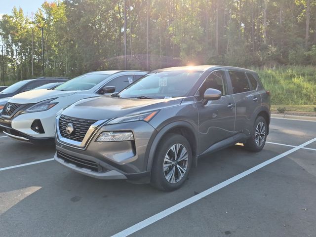 Used 2023 Gray Nissan SV image 2