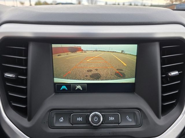 2017 GMC Acadia SLE-2