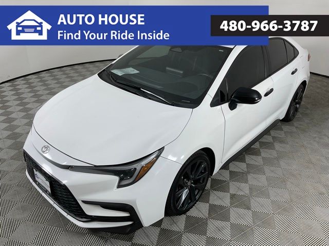 225782023 Toyota Corolla LE