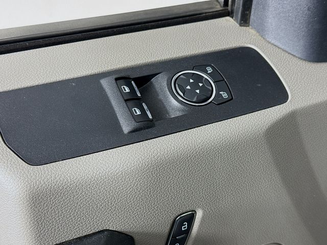 2022 Ford F-350SD XL photo