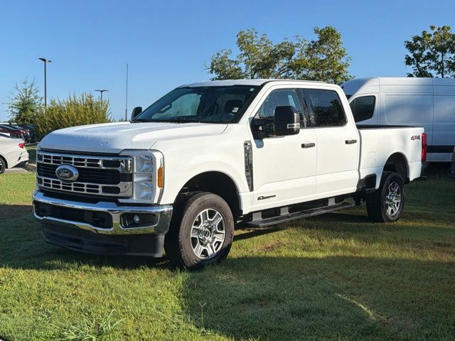 2025 Ford F-250 Super Duty XLT Crew Cab 4WD