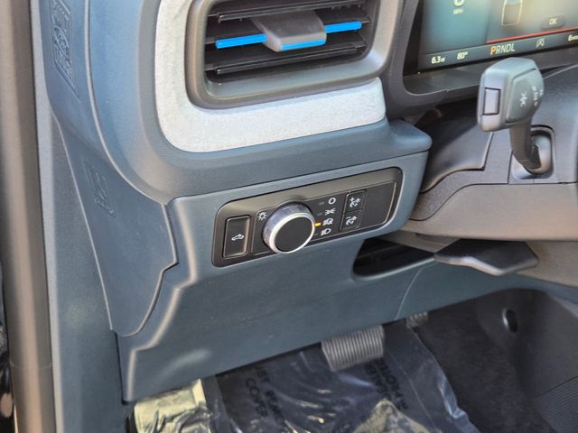 New 2026 Ford Maverick XLT 4D Crew Cab