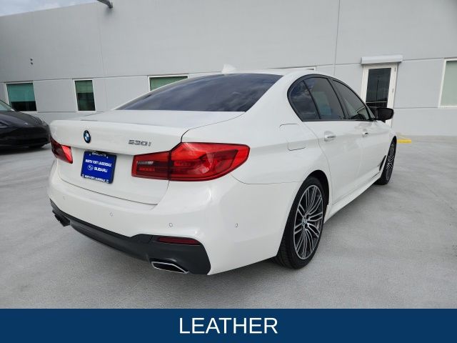 2018 BMW 5 Series 530i 11