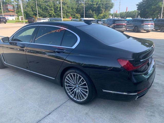 Used 2020 Black BMW 740i image 8