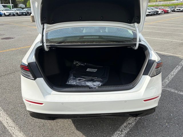 new 2026 Honda Accord Hybrid car, priced at $39,088