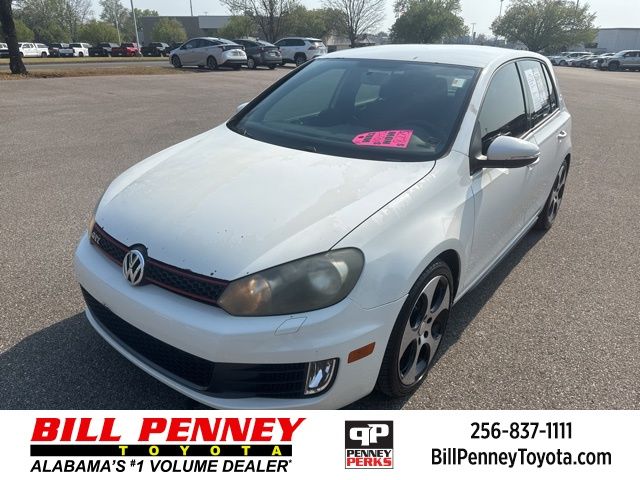 2011 Volkswagen Golf GTI 2.0T 4-Door FWD
