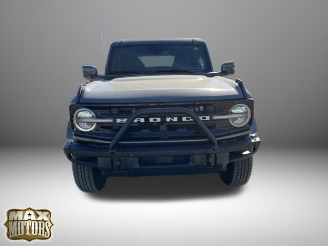 2024 Ford Bronco Outer Banks 2