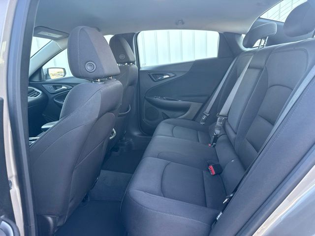 2023 Chevrolet Malibu LT:C02733