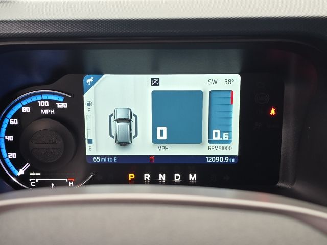 2023 Ford Bronco Big Bend:B02033