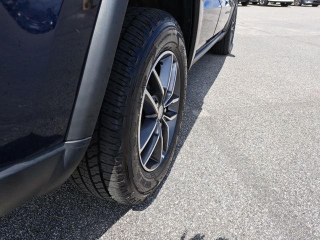Used 2017 Blue Jeep Limited image 7