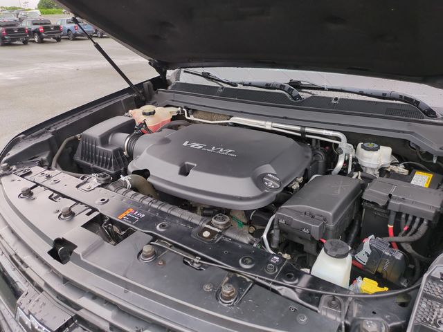Used 2018 Black Chevrolet Z71 image 34
