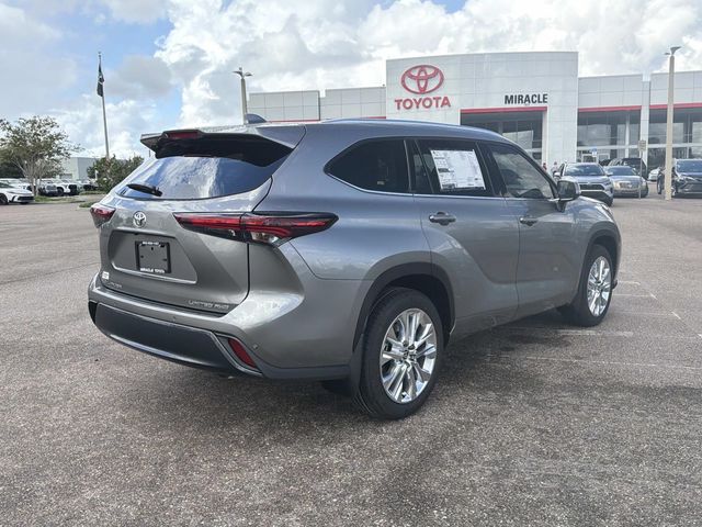 New 2026 Toyota Highlander SUV