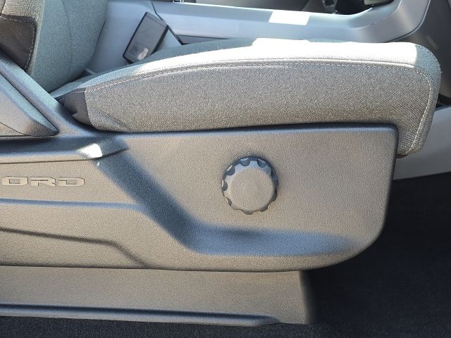 2024 Ford F-150 XLT:B02187