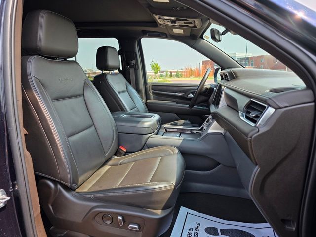 2022 GMC Yukon XL 4WD Denali