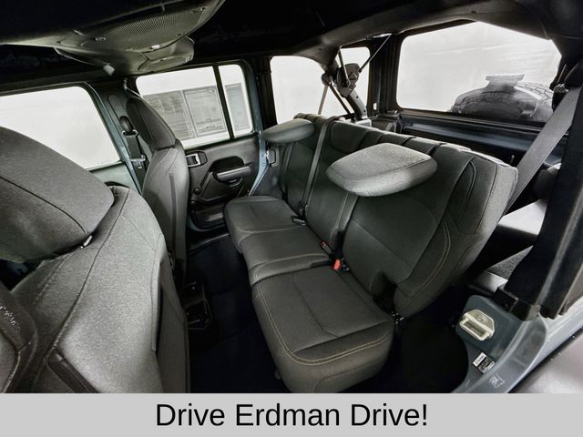 Used 2024 Jeep Wrangler SUV