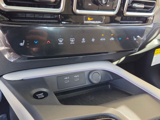 New 2026 White Nissan SL image 20