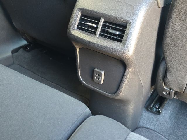 2024 Chevrolet Equinox LT:C02642