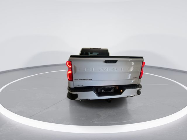 Used 2023 White Chevrolet RST image 7