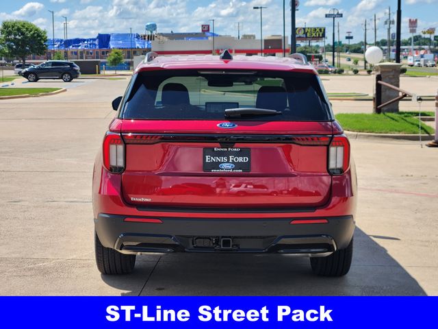 2025 Ford Explorer ST-Line photo