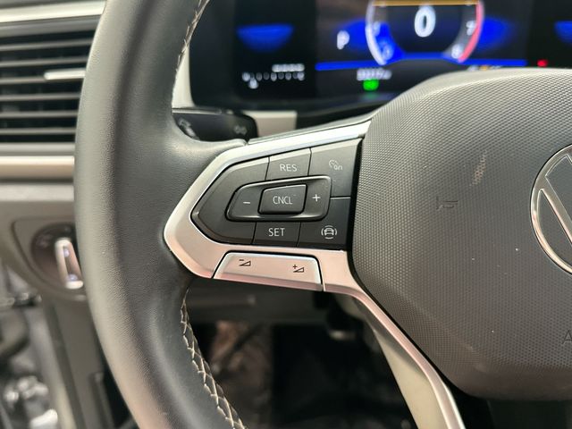 2023 Volkswagen Atlas 2.0T SE Silver at Sutliff Volkswagen
