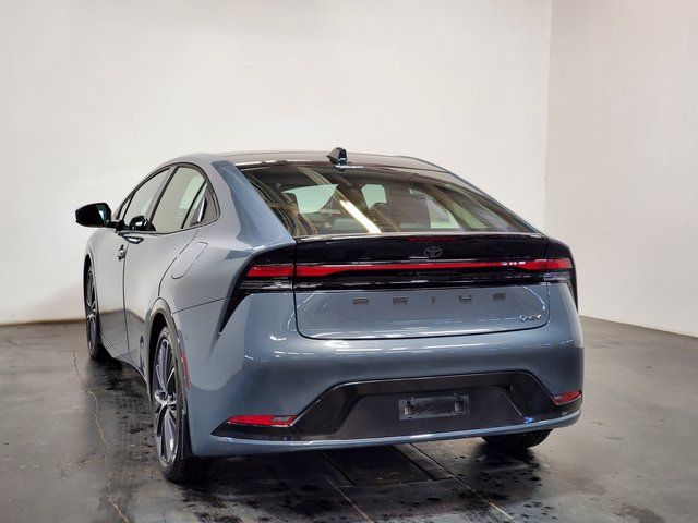 2025 Toyota Prius Limited photo