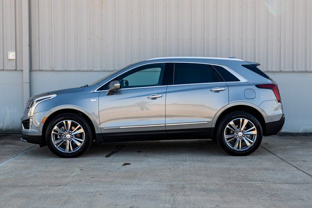 2025 Cadillac XT5 Premium Luxury - 3