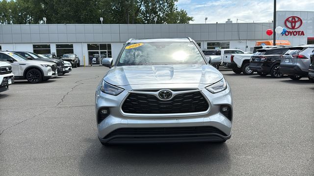 Used 2024 Toyota Highlander SUV