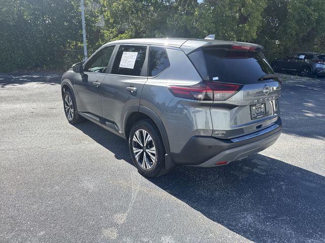 Used 2023 Gray Nissan SV image 7