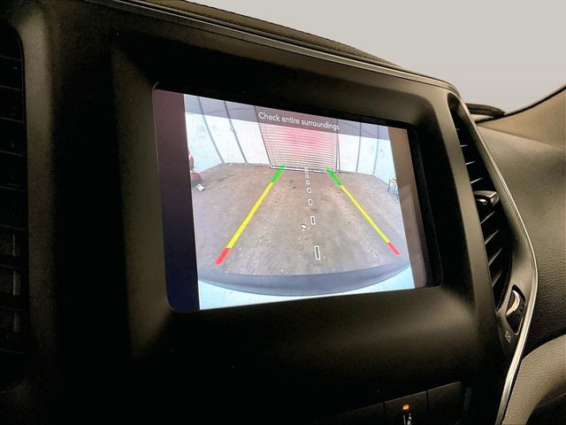 2021 Jeep Cherokee Latitude Lux White at Carlisle Cadillac Buick GMC