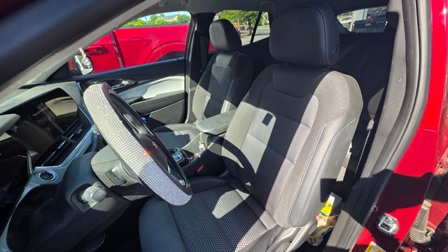 View vehicle photo 7