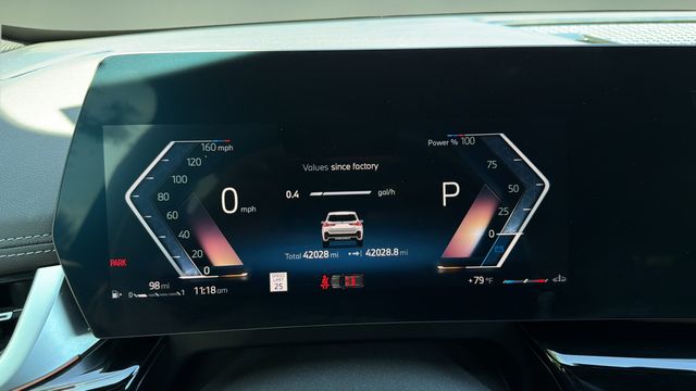 Used 2024 White BMW xDrive28i image 13