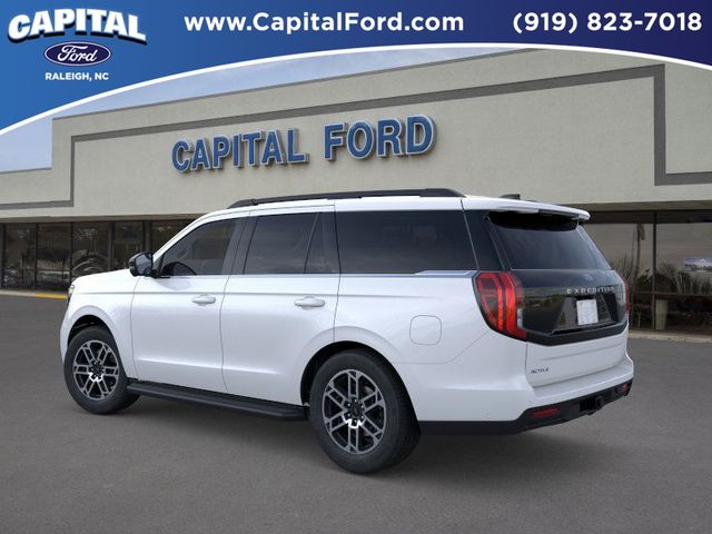 2025 Ford Expedition photo 2