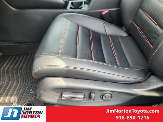 Used 2025 Honda CR-V Hybrid SUV