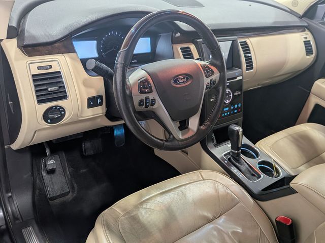 2019 Ford Flex - Image 11