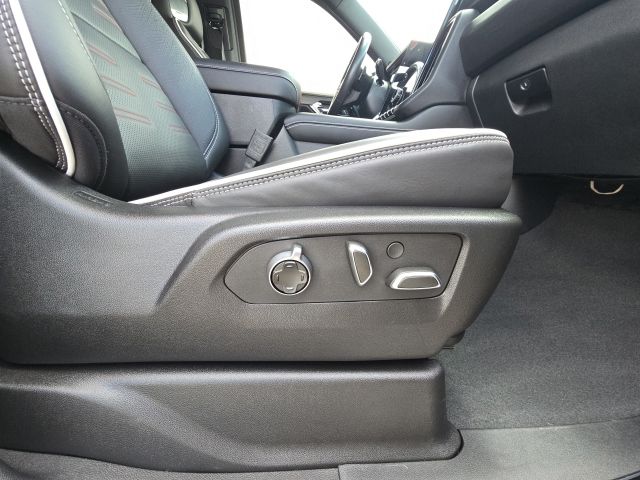 2025 GMC Yukon XL AT4 Ultimate:C02706