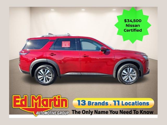 2025 Nissan Pathfinder SL 4WD