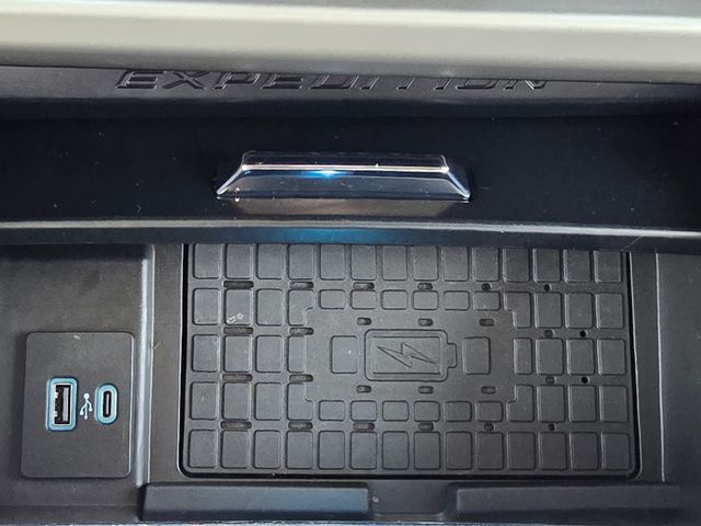 2023 Ford Expedition XLT:167703A