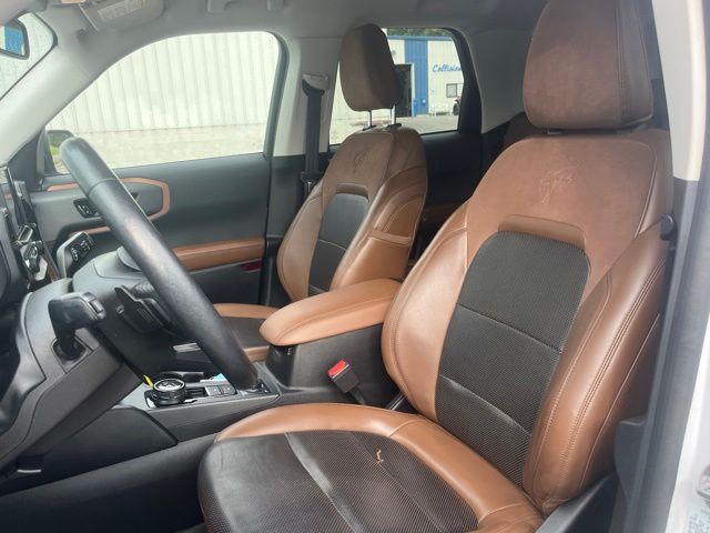 Used 2022 White Ford Badlands image 12