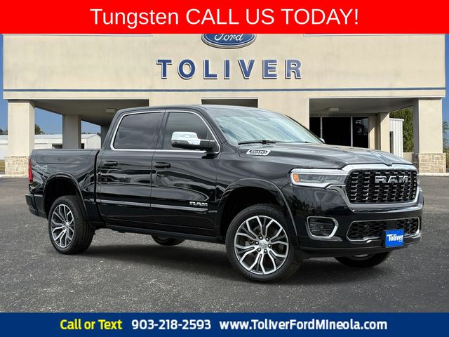 Diamond Black Crystal Pearlcoat 2025 RAM 1500 Pickup Truck Four-Wheel Drive 8-Speed Automatic