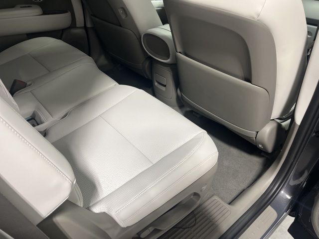 New 2026 Gray Hyundai SEL image 25